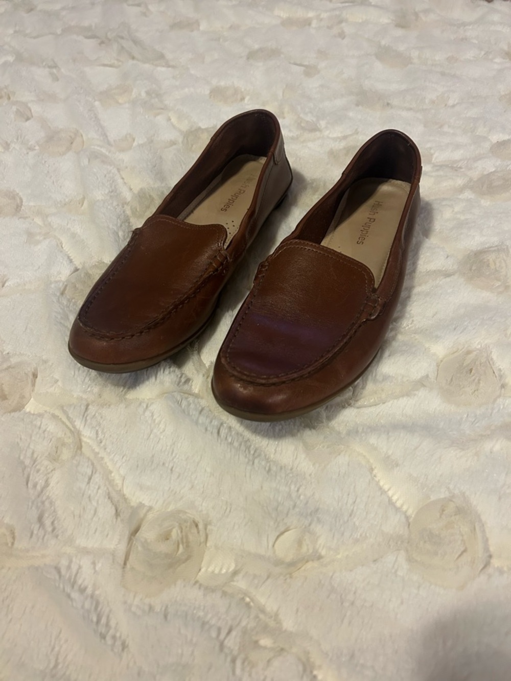 Hush Puppies Never Worn Women's Brown Slip-On Loafers Driving Moccasin Round Toe - Picture 3 of 5